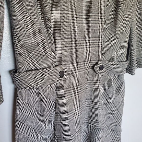 Cue Plaid Fitted Waist Grey & Black Knee-length Dress - Size 8 - Picture 4 of 11